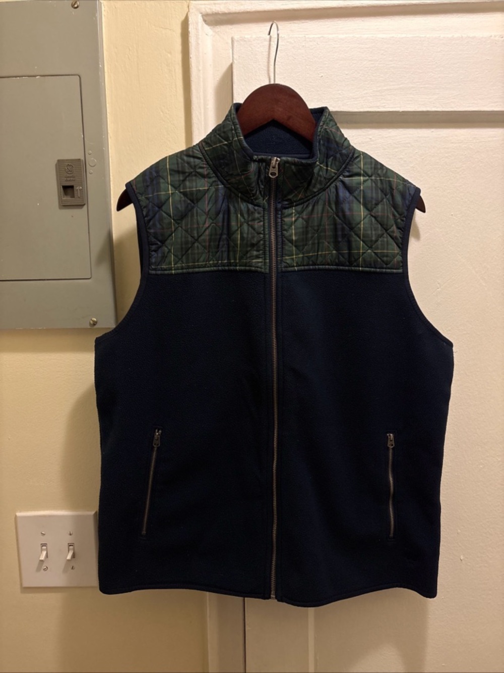 Men's Brooks Brothers Quilted Yoke Fleece Plaid Vest size Large